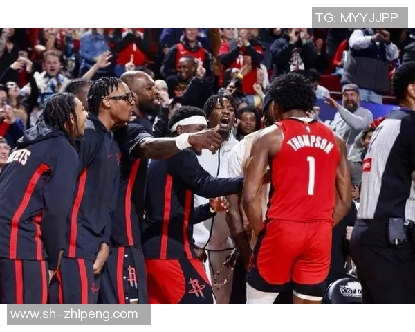 火箭队与爵士队精彩对决微直播全程回顾与分析