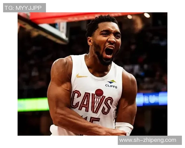 多诺万米切尔带领球队冲击季后赛展现超强个人能力与团队合作精神