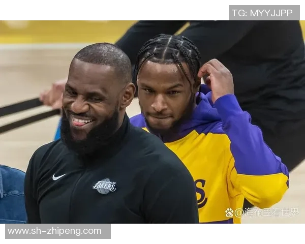 詹姆斯：从篮球场上的传奇到社会文化的影响力探讨