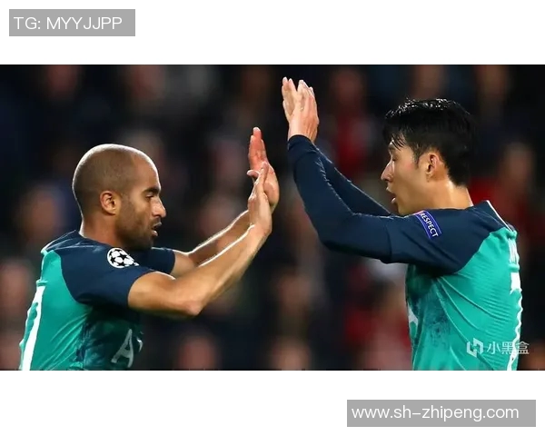 阿积士与热刺激战正酣谁能在欧冠赛场上笑到最后