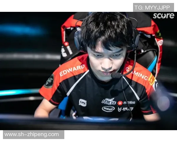 EDG战队在CSGO中的进攻战术解析与实战应用探讨